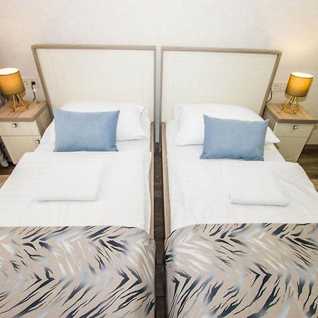 Jarja Panzio Hotell Hajdúszoboszló Eksteriør bilde