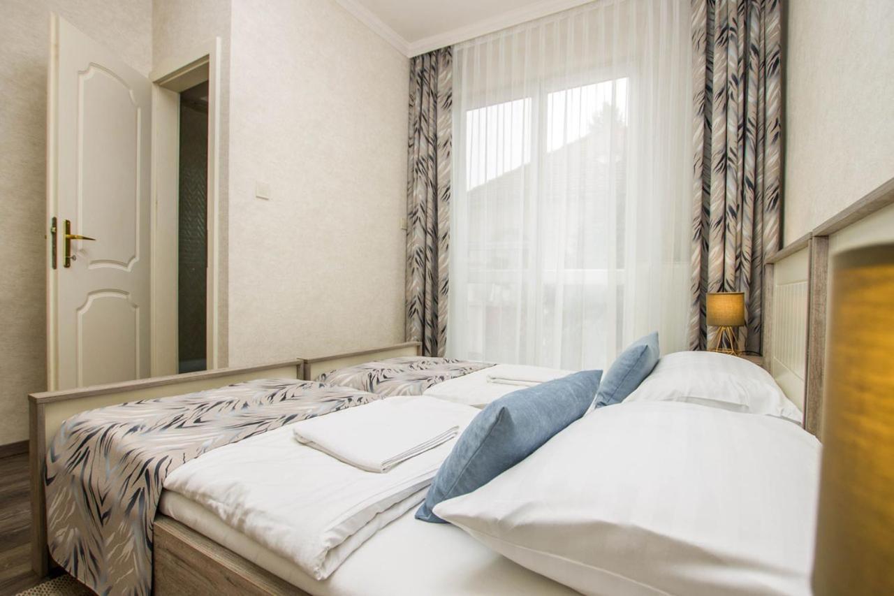 Jarja Panzio Hotell Hajdúszoboszló Eksteriør bilde