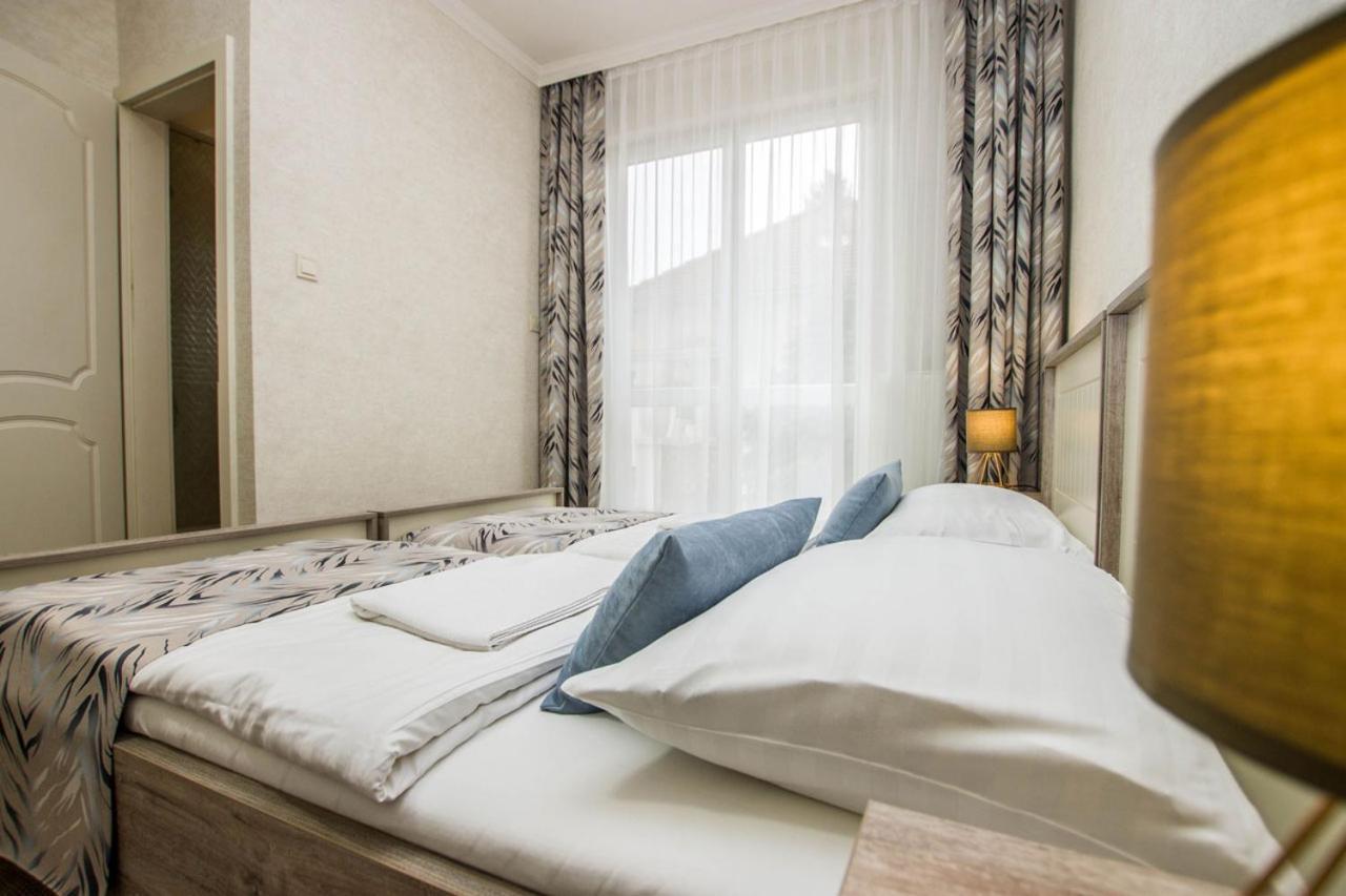 Jarja Panzio Hotell Hajdúszoboszló Eksteriør bilde