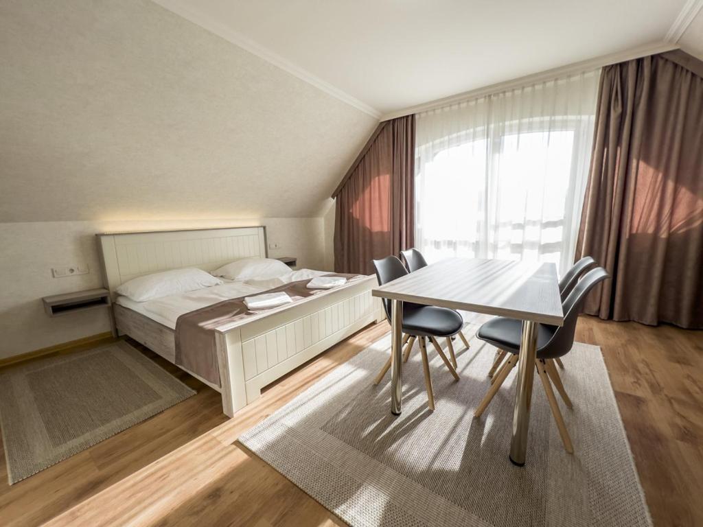 Jarja Panzio Hotell Hajdúszoboszló Eksteriør bilde